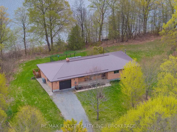 4834 Battersea Rd, South Frontenac, ON K0H 1H0