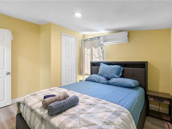 santa-ana-california-448100967 picture