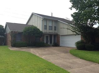2906 Mesquite Dr, Sugar Land, TX 77479