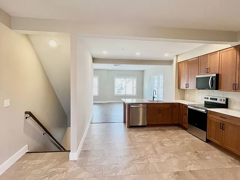 13-23 Philadelphia Ave — Photo 22