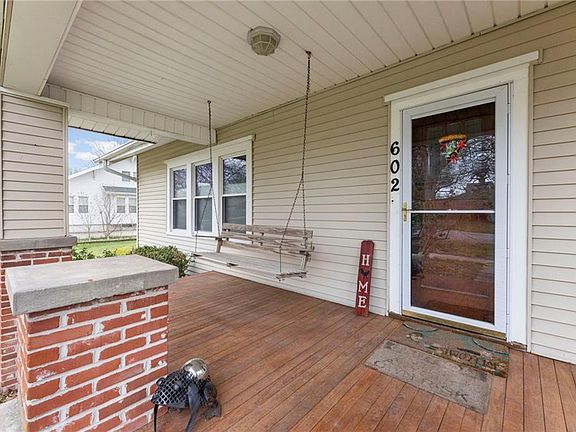 4th image of 602 Oak St