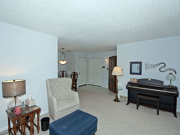 4th image of 10582 Palos Pl #A