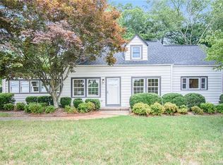 1913 Mecklenburg Hwy, Mooresville, NC 28115