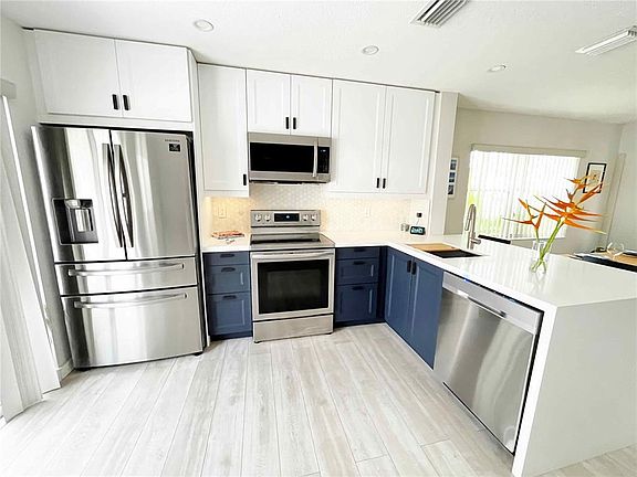 5th image of 9832 NW 9th Ct #0