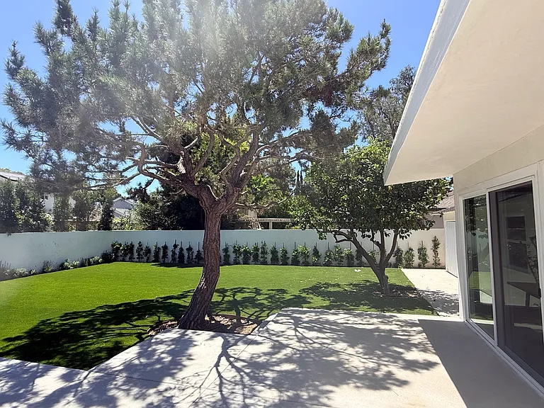6254 Allott Ave — Photo 19