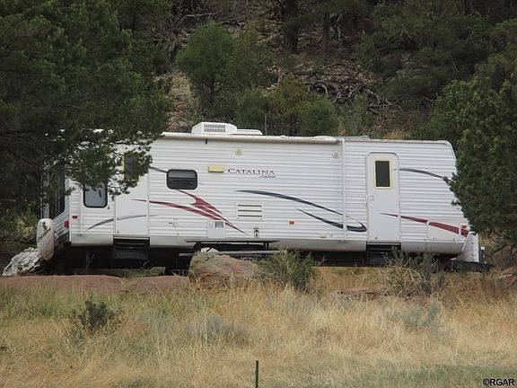 4th image of 797 Shoshone Dr