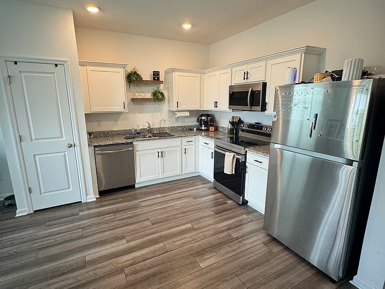 6184 Daerr Ridge St — Photo 3