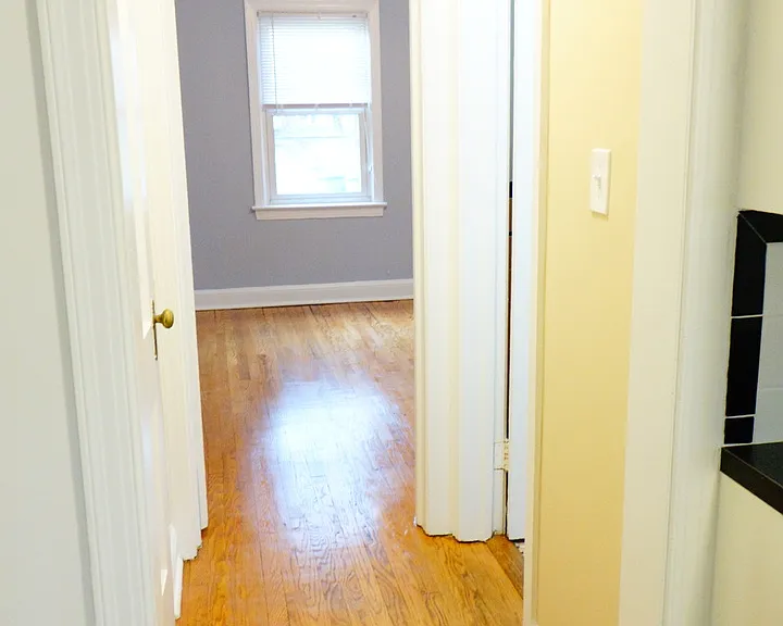 8210 Greenwood Ave — Photo 26