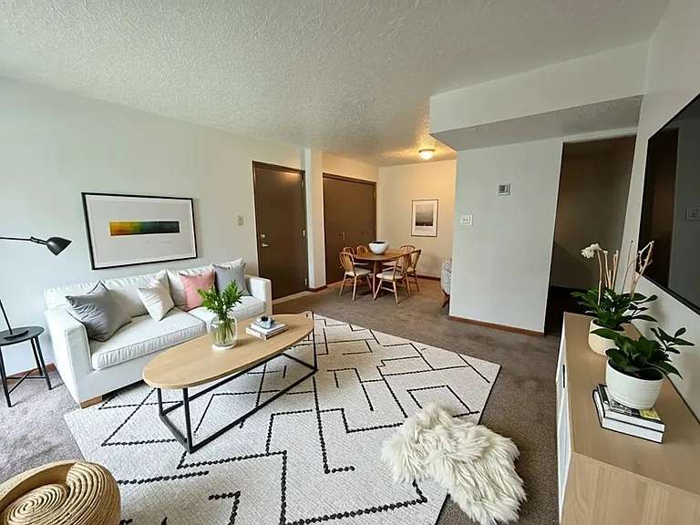 200 Sunset St — Photo 6