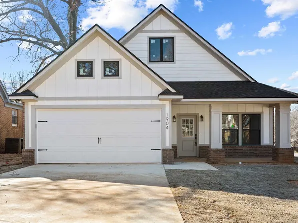 1904 N Palace Ave, Tyler, TX 75702