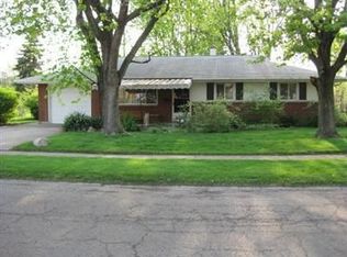1501 Falke Dr, Dayton, OH 45432