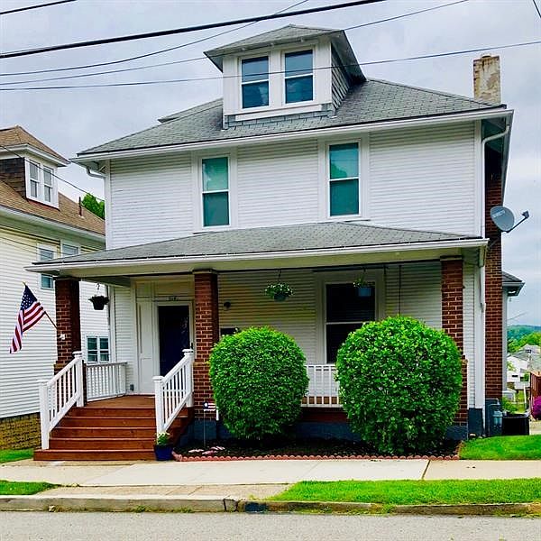 1st image of 319 Center Ave