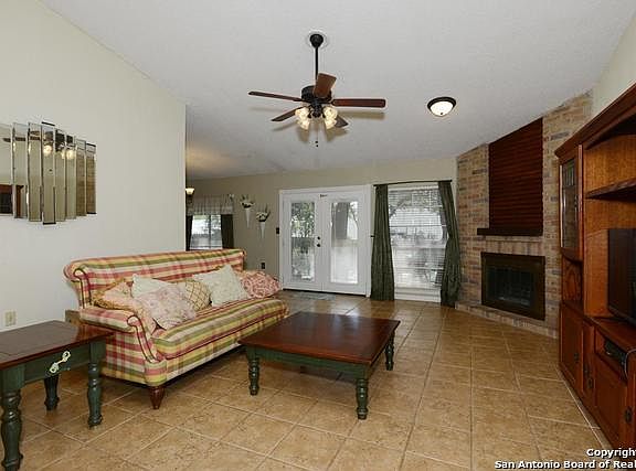 4th image of 8014 Hill Trails St