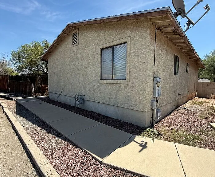 426 E Mohave Rd #2 — Photo 1