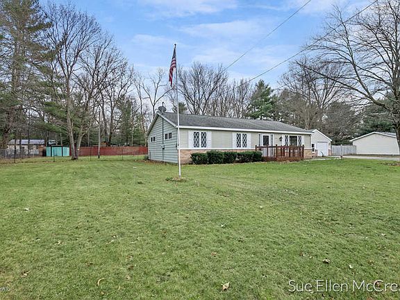 2nd image of 2090 E Forest Ln