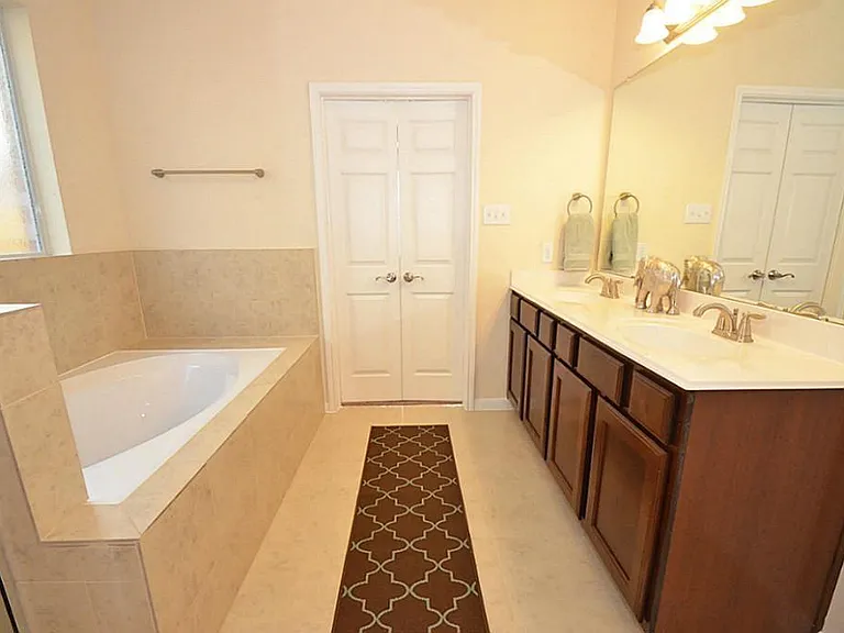 3310 Pimlico Pine Ln — Photo 17