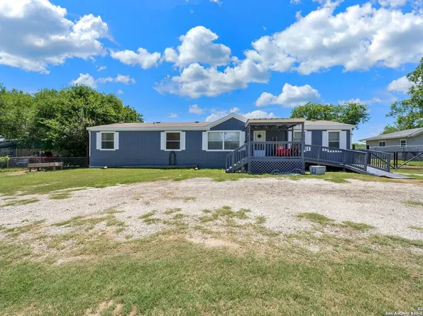 8640 W Fm 2790, Somerset, TX 78069