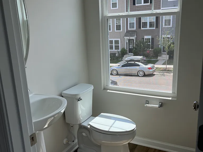 87 Anthem St — Photo 5