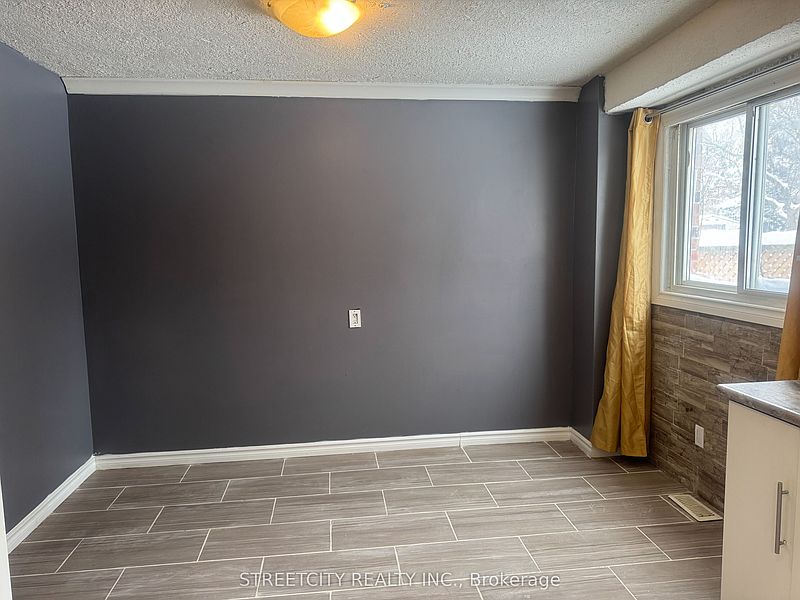 London House for rent - 3 Bedrooms — photo 8