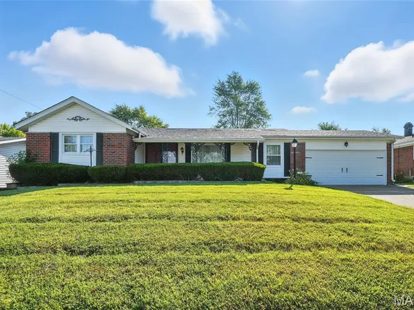 2756 Aberdeen Dr, Florissant, MO 63033