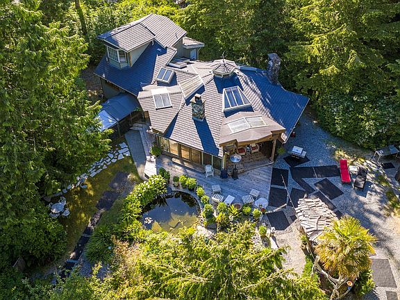 2nd image of 1364 Chesterman Beach Rd