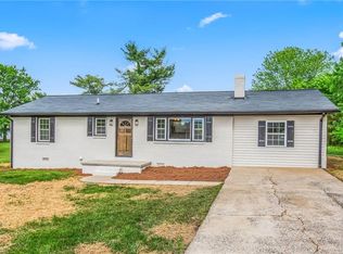 3612 Ridge St, Boonville, NC 27011