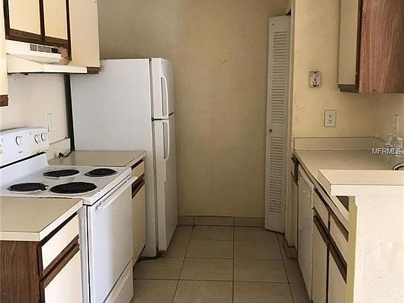 3rd image of 2131 Cascades Blvd Unit 305