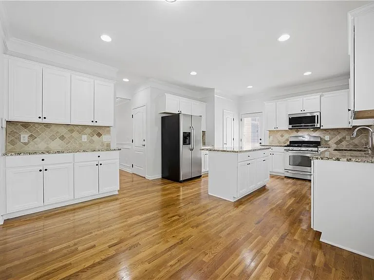 455 Park Place Ct — Photo 12