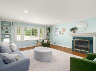 118 Newton St, Weston, MA 02493