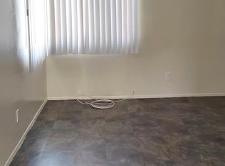 553 Victoria St, Costa Mesa, CA 92627