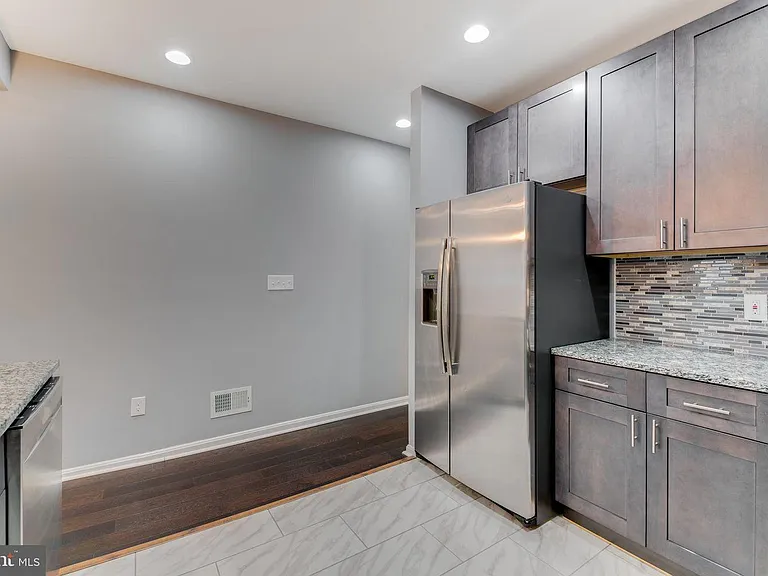 222 N Collington Ave — Photo 17