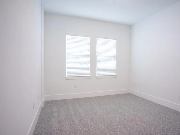 12506 Westhaven Oak Dr — Photo 16