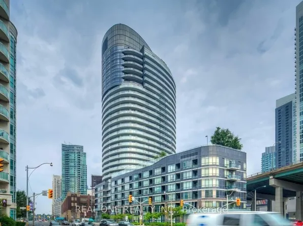 38 Dan Leckie Way, Toronto, ON