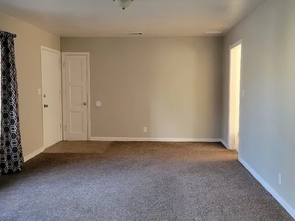 1305 E Harvard Ave, Fresno, CA 93704