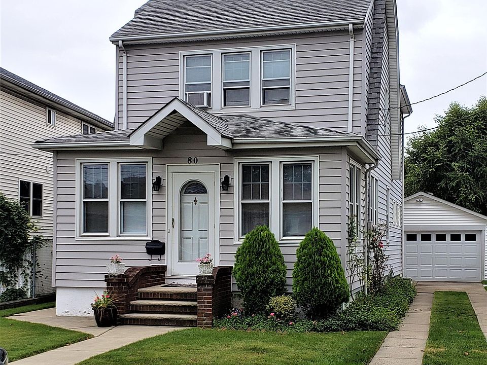 1st image of 80 Grant Pl