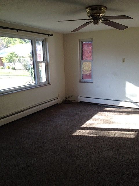 2nd image of 183 Jerrol Ct