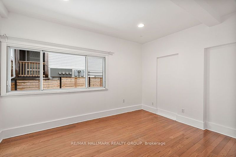 Ottawa House for rent - 3 Bedrooms — photo 16