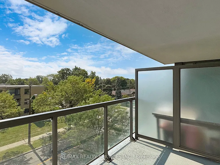 80 Esther Lorrie Dr #415 — Photo 27