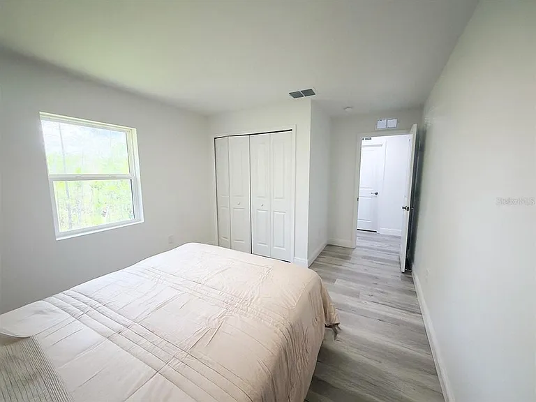 2201 Conway Dr #201 — Photo 12