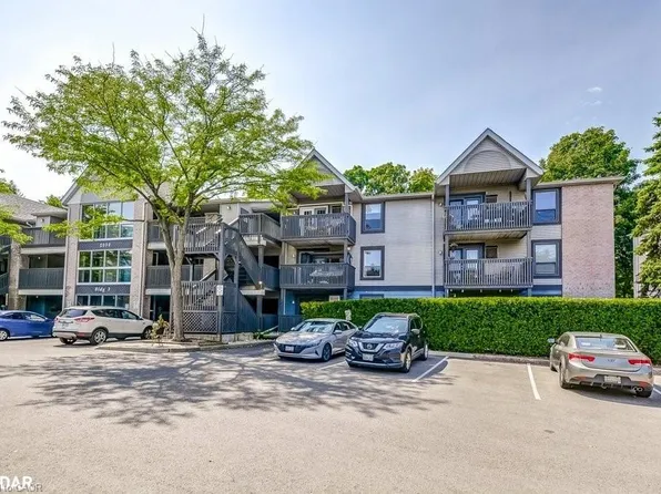 2030 Cleaver Ave #124, Burlington, ON L7M 4C3