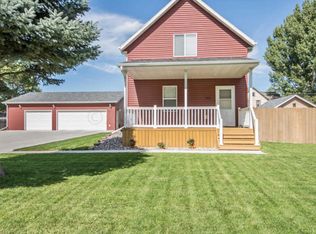 305 1st Ave SW, Dilworth, MN 56529