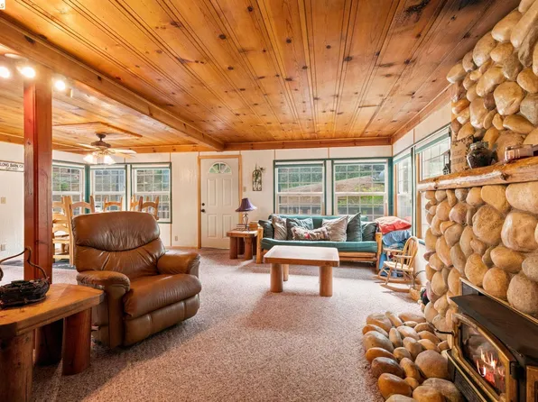 25822 Long Barn Sugar Pine Rd, Mi Wuk Village, CA 95335