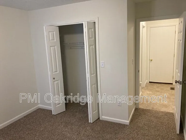 751 Campbell Rd — Photo 7