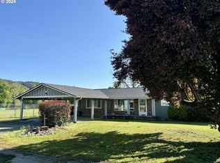 154 Park St, Riddle, OR 97469