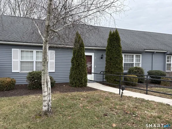 6 Sandgate Circle, Madison, CT 06443