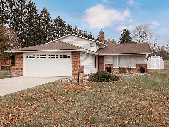 2nd image of 6031 Sunset Dr