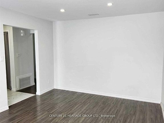 5th image of 290 A George St