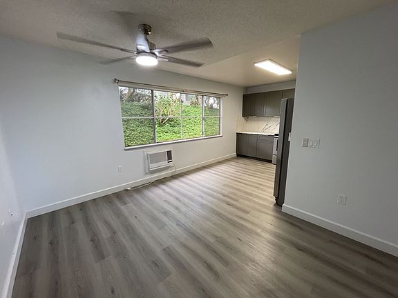 2nd image of 95-1045 Kaapeha St APT 171