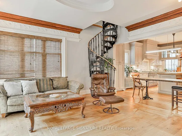 4 Wellesley Pl — Photo 16