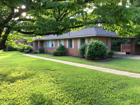3118 Loop Rd, Tuscaloosa, AL 35404